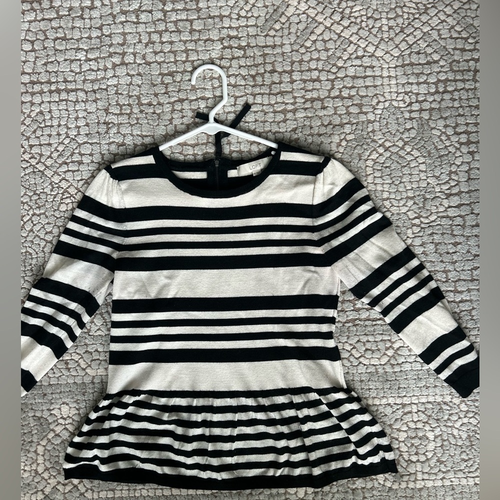 Peplum black and white stripped sweater